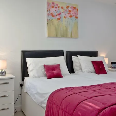 5 Fistral Beach, Newquay * Newquay (Cornwall)
