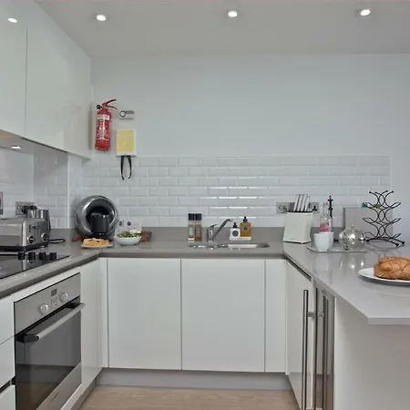 Apartment 5 Fistral Beach, Newquay