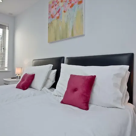 5 Fistral Beach, Newquay *