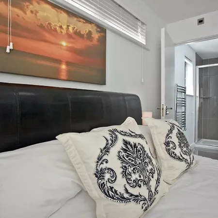 5 Fistral Beach, Newquay 新码头