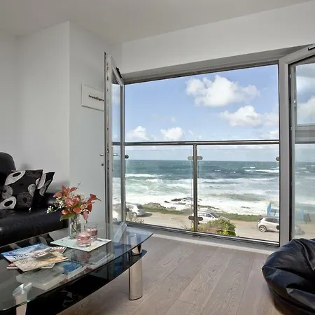 5 Fistral Beach, Newquay